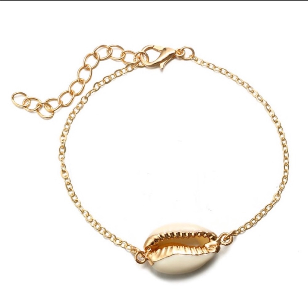 New Stock! Take Me to the Seashell Bracelet!